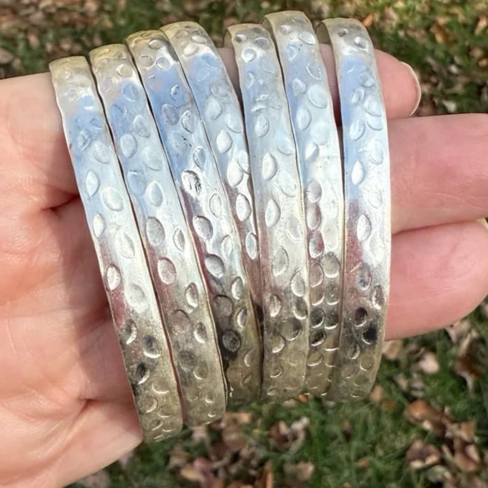 7 STERLING SILVER CHUNKY BANGLES! - Picture 4 of 11